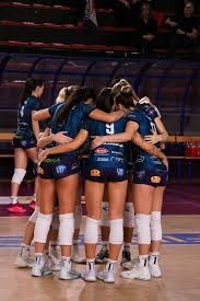 什么是“博彩的幸存者偏差”？解析为何你朋友圈里永远只有赢钱的人。（揭秘博彩中的幸存者偏差：为何你的朋友圈总被赢家刷屏）